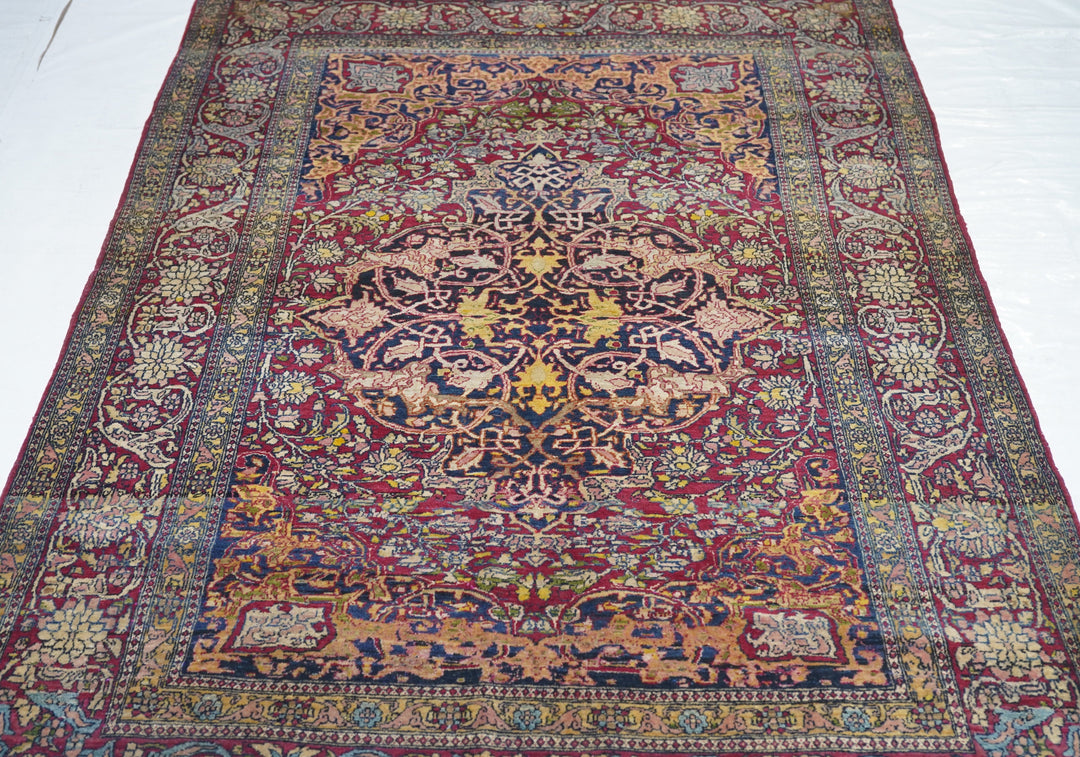 Antique Isfahan Rug 4'5'' x 7'0''