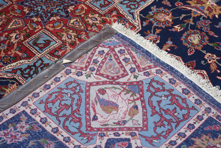 Isfahan Rug 5'0'' x 6'11''