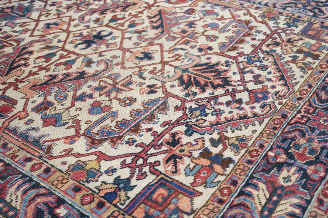 Vintage Heriz Rug 5'7'' x 6'5''