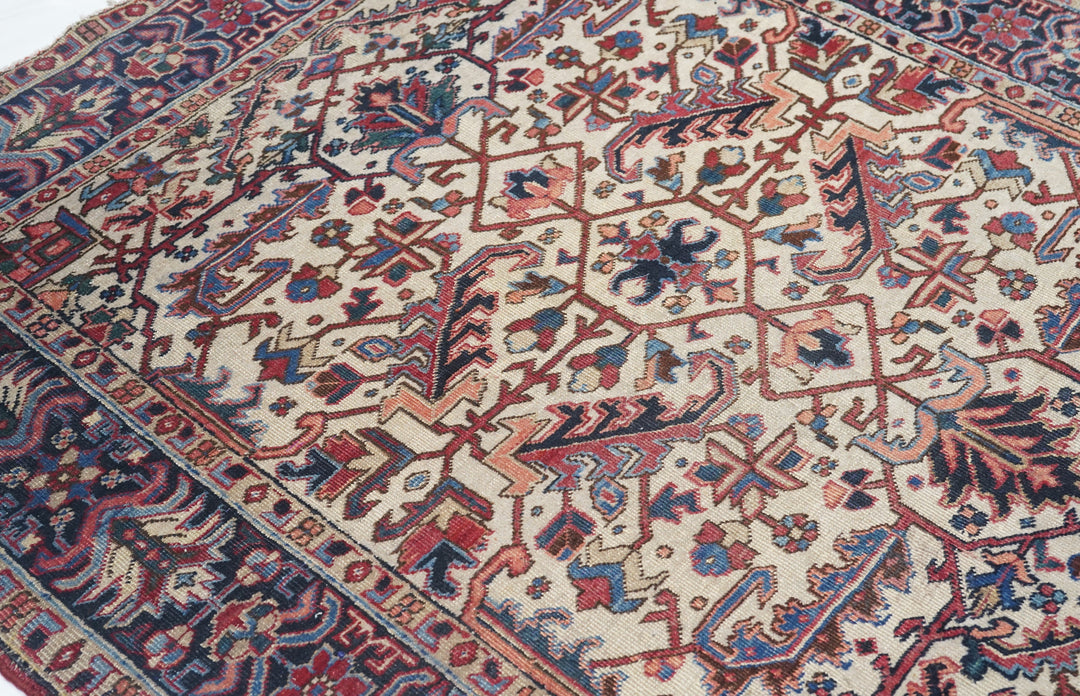 Vintage Heriz Rug 5'7'' x 6'5''