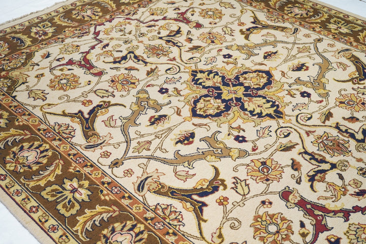 Turkish Sumak Rug 7'8'' x 9'8''