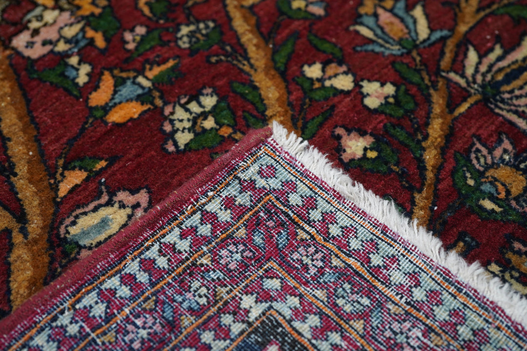 Antique Isfahan Rug 4'7'' x 7'1''