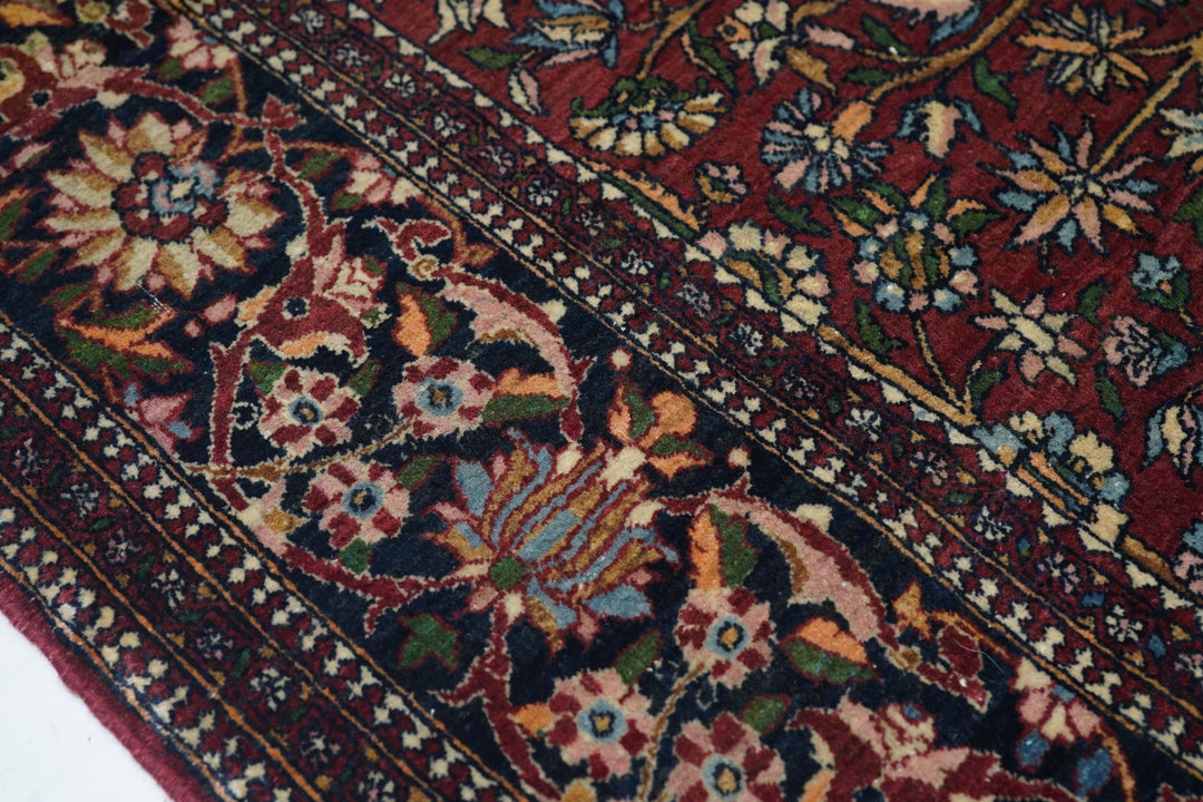 Antique Isfahan Rug 4'7'' x 7'1''