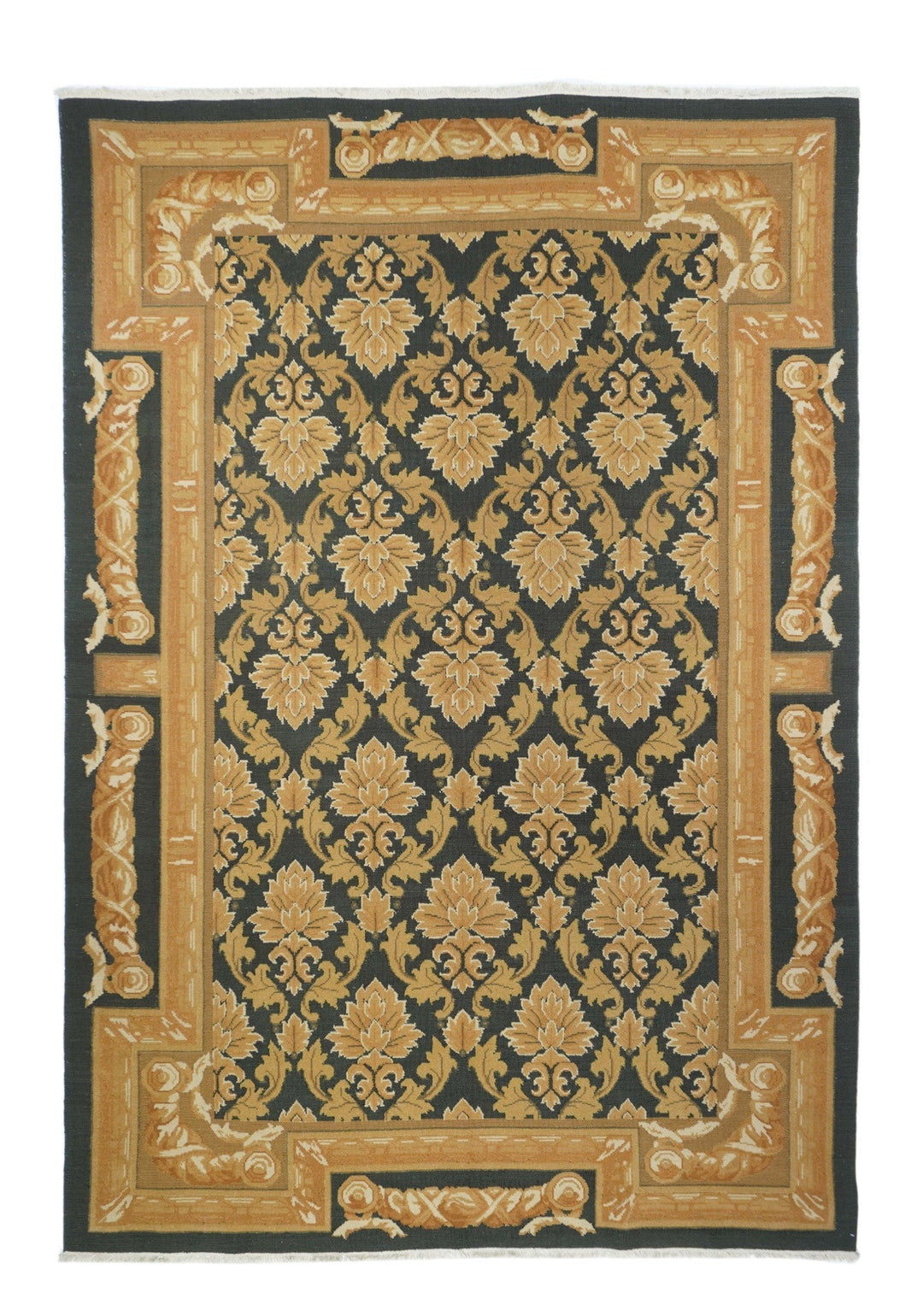 Sumak Rug 6' x 9'