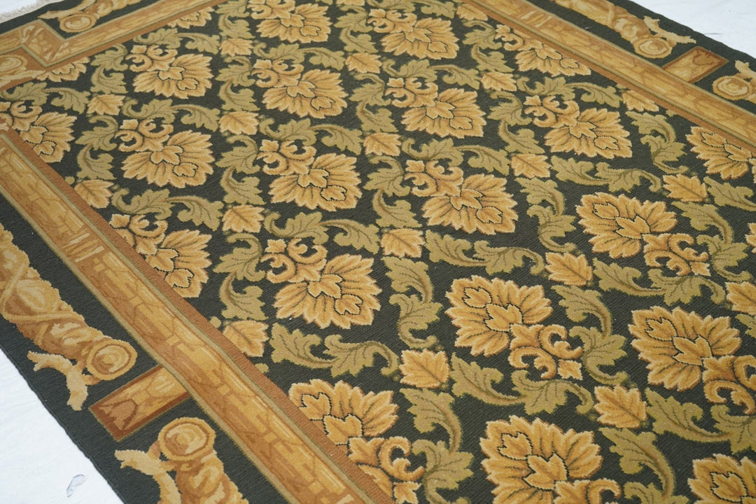 Sumak Rug 6'0" x 9'0"