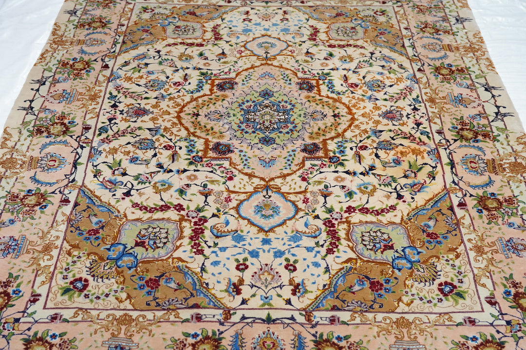 Extremely Fine Persian Wool & Silk Tabriz Rug 5'0" x 8'0"