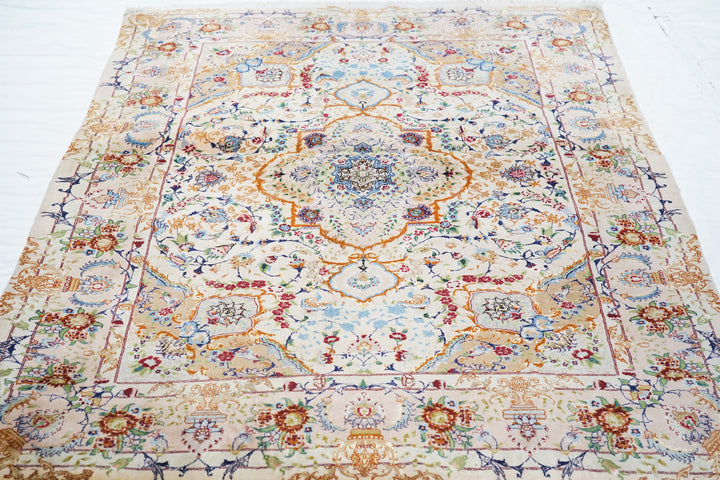 Extremely Fine Persian Wool & Silk Tabriz Rug 5'0" x 8'0"