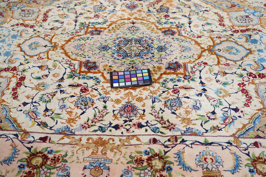 Extremely Fine Persian Wool & Silk Tabriz Rug 5'0" x 8'0"