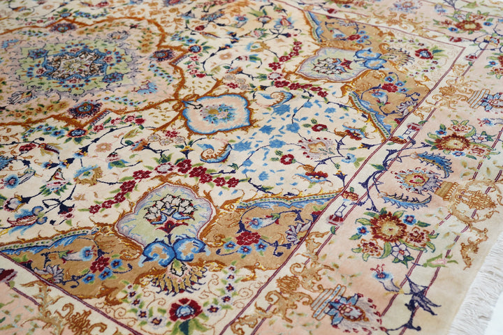 Extremely Fine Persian Wool & Silk Tabriz Rug 5'0" x 8'0"