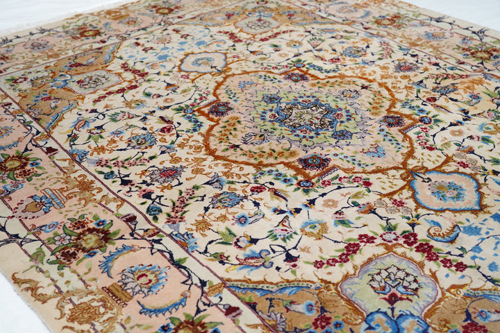 Extremely Fine Persian Wool & Silk Tabriz Rug 5'0" x 8'0"