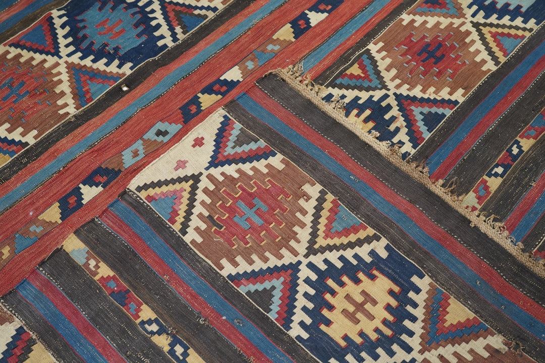 Antique Kilim Rug 5'9'' x 10'5''