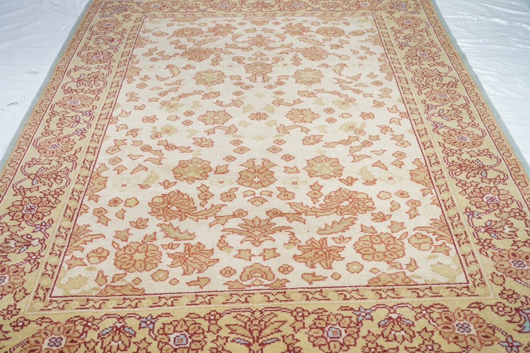 Oushak Rug 6'0" x 9'0"