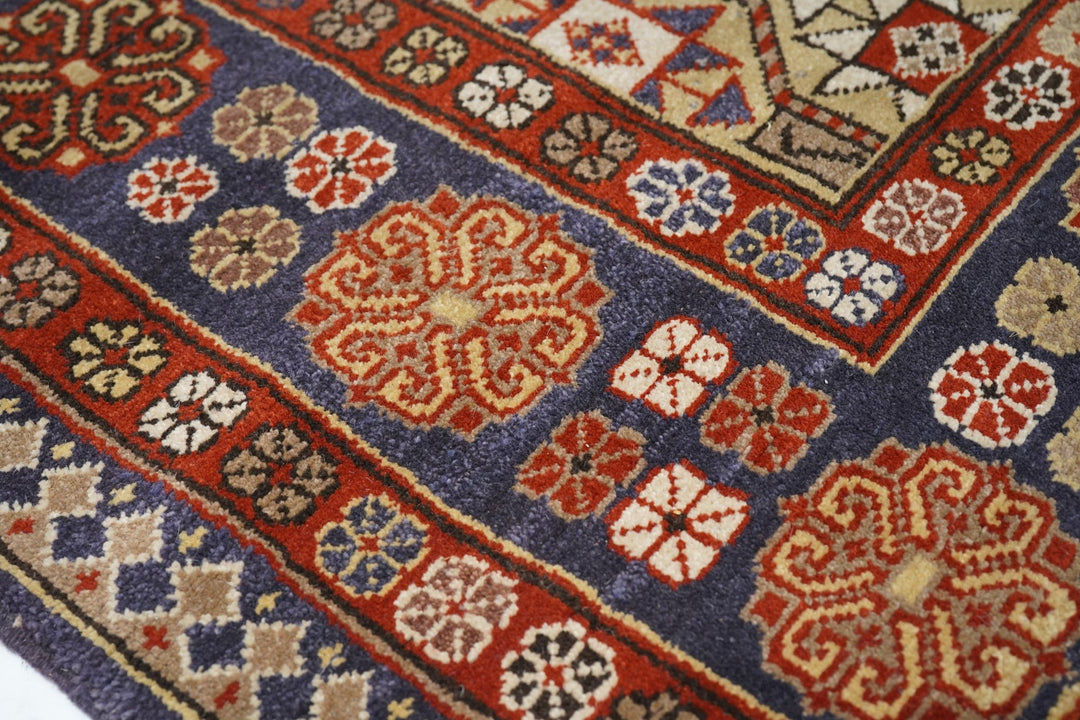 Turkish Rug 5'4'' x 8'4''