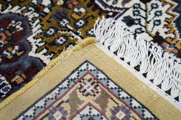 Indian Kashmir Rug 4'1'' x 5'11''