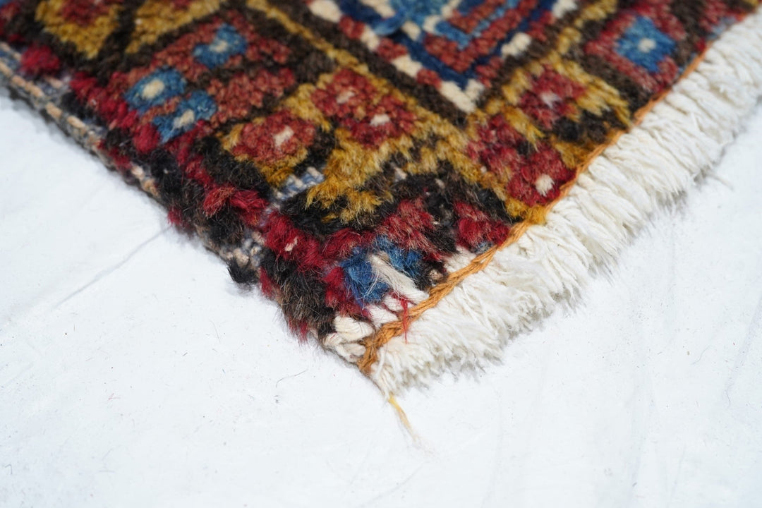 Vintage Heriz Rug 6'11'' x 7'6''