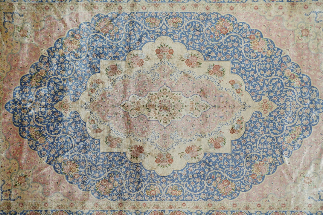 Extremely Fine Silk Persian Qum Rug 6'5'' x 9'8''