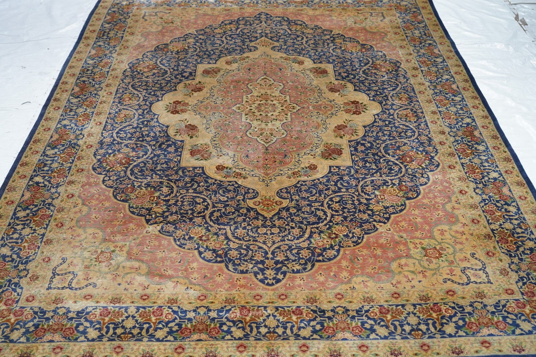 Extremely Fine Silk Persian Qum Rug 6'5'' x 9'8''