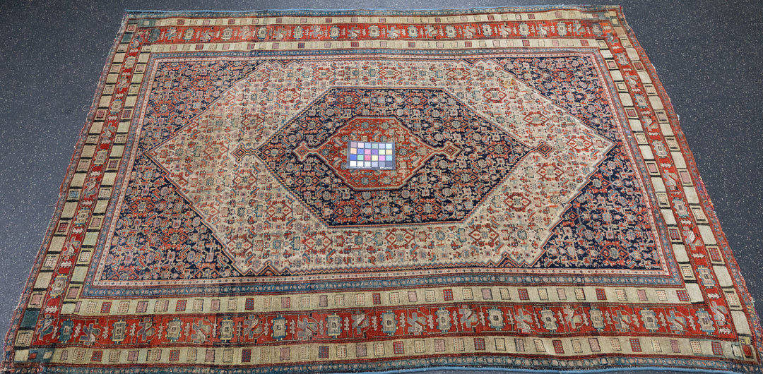 Antique Senneh Rug 4'4'' x 5'6''