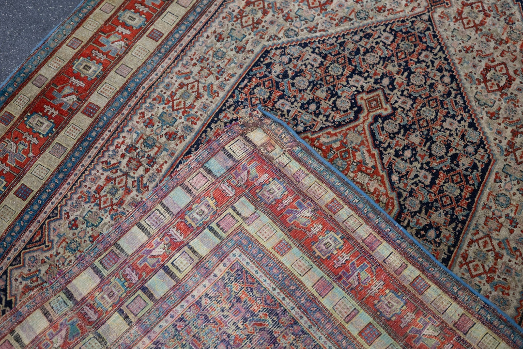 Antique Senneh Rug 4'4'' x 5'6''