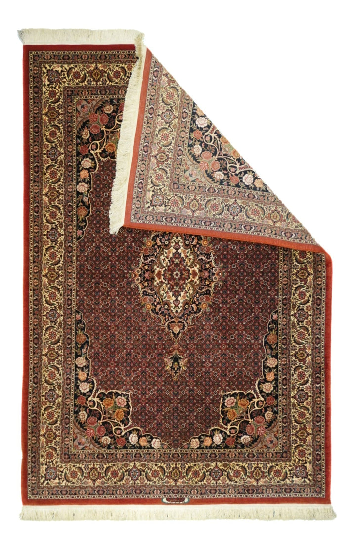 Bidjar Rug 5'1'' x 7'8''