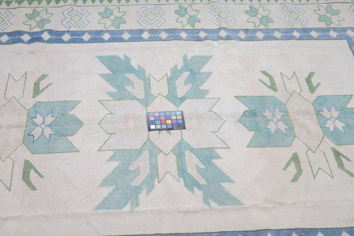 Oushak Rug 5'9'' x 8'4''