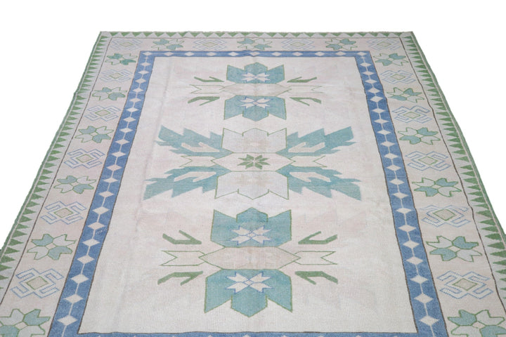 Oushak Rug 5'9'' x 8'4''