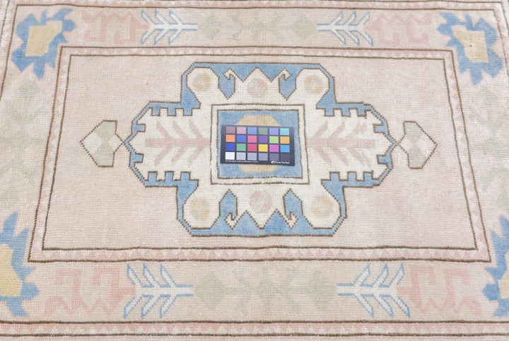 Oushak Rug 3'0" x 3'11''