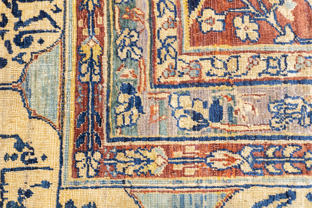 Antique Heriz Rug 4'3'' x 5'6''