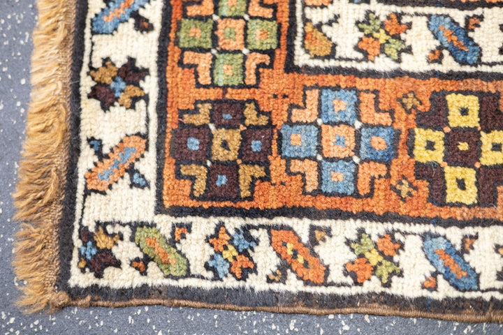 Antique Bakshayesh Rug 4'11'' x 6'5''