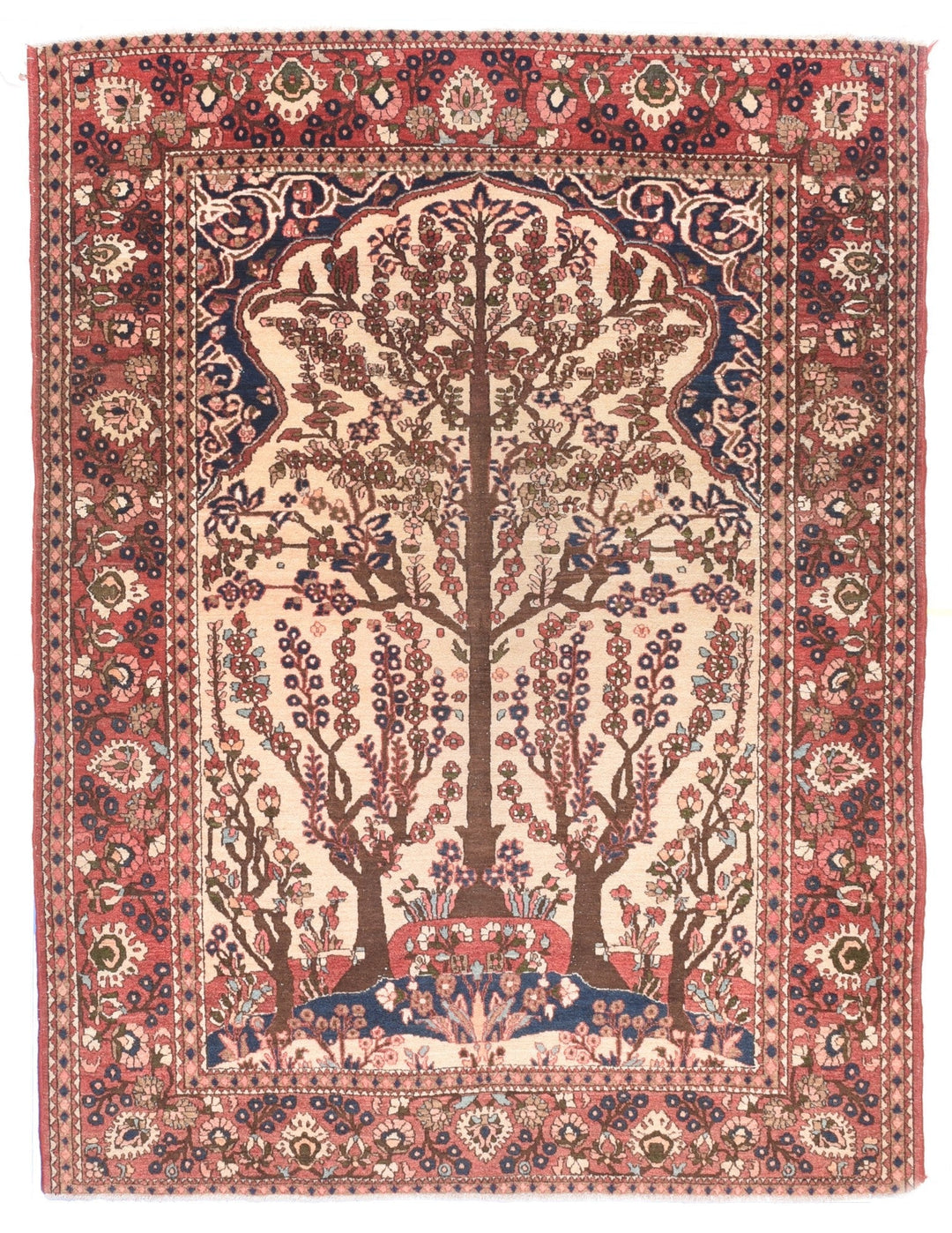 Antique Isfahan Rug 4'9'' x 6'4''